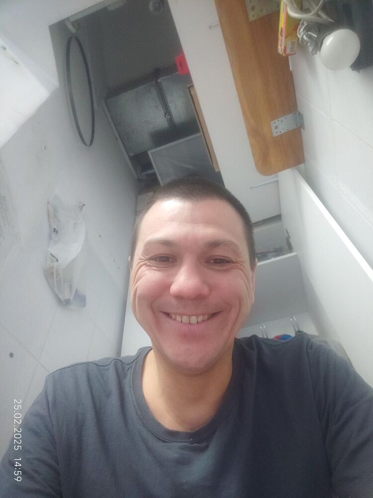  49908153  , 42 ,    
