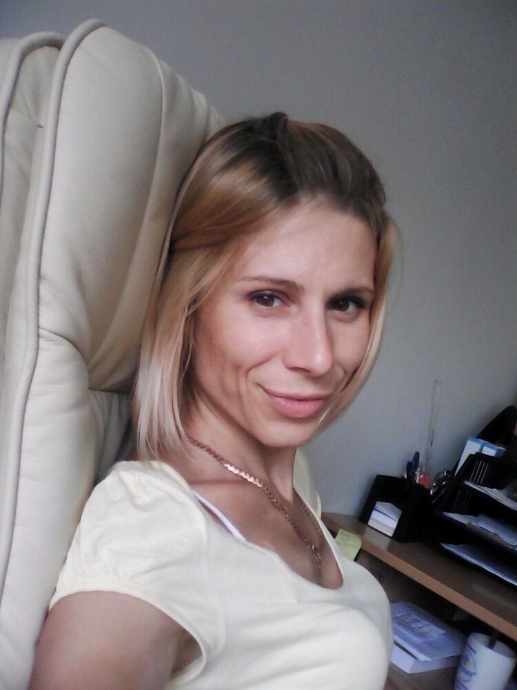  23065853  , 44 ,    