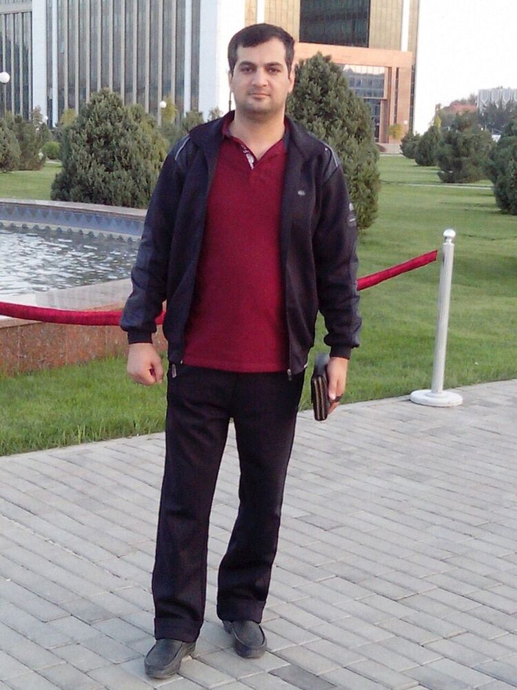 ,   Amir, 44 ,  