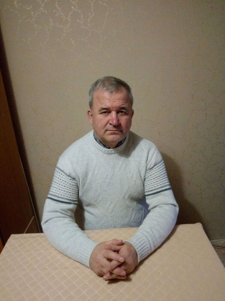  24558913  , 61 ,    