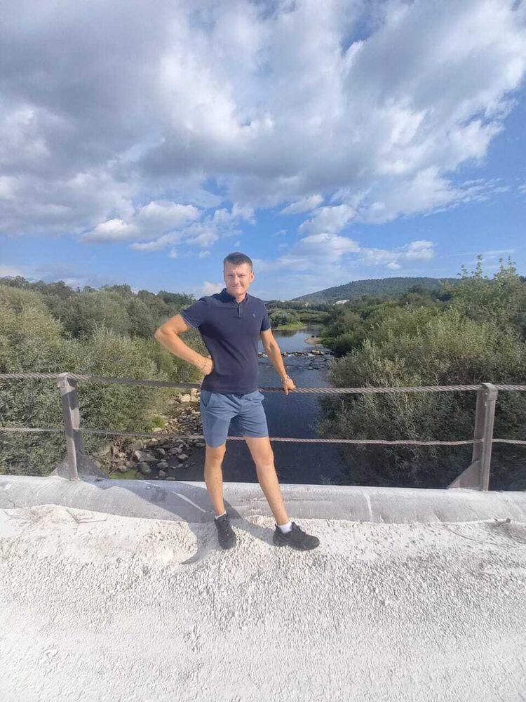  54348983  , 41 ,    -