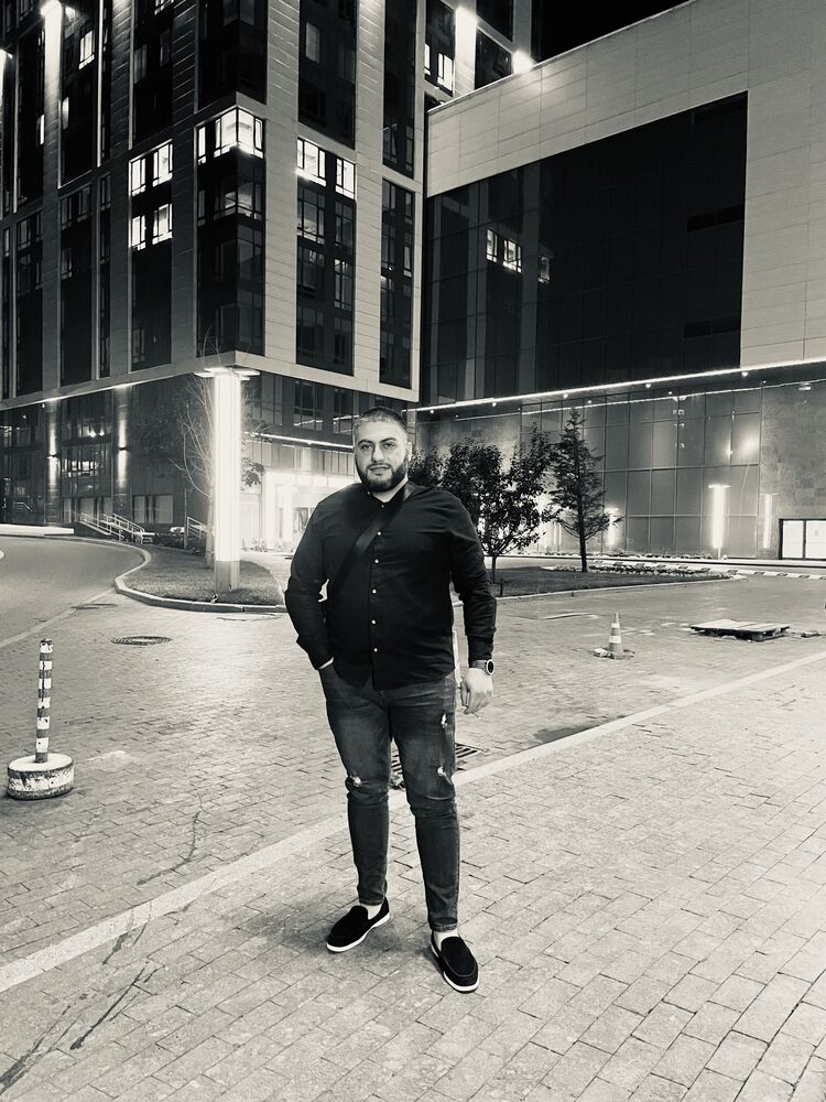  54390723  Levon, 36 ,    