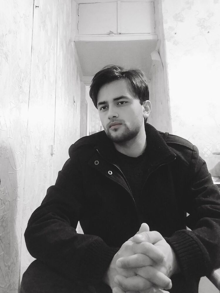  51219443  Usmon, 28 ,    