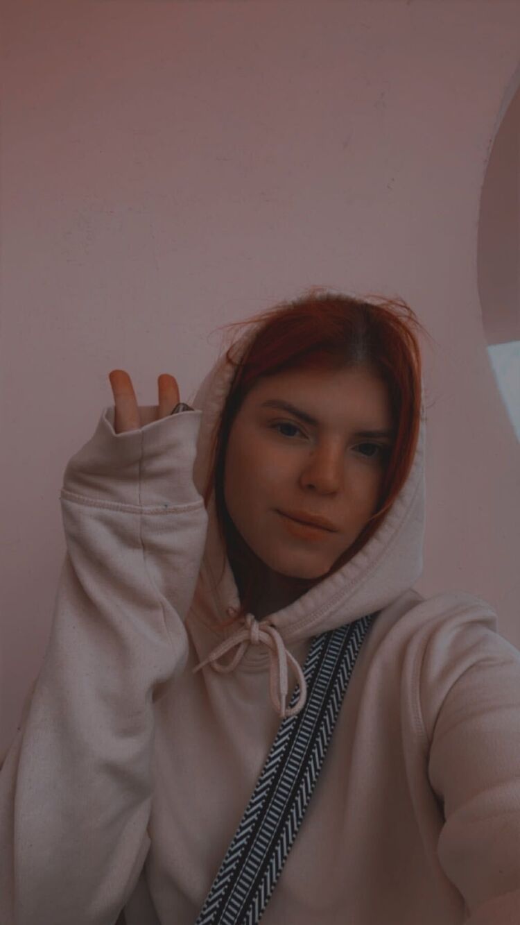  38910923  Elizaveta, 21 ,    
