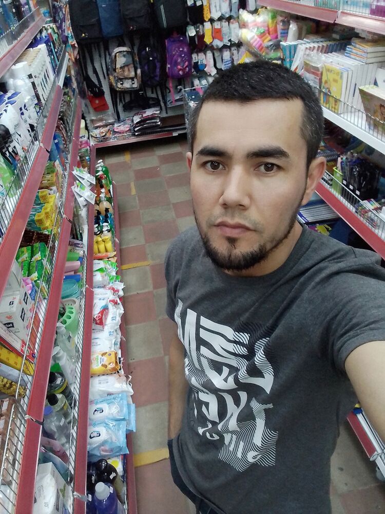  27326653  Ali, 33 ,    