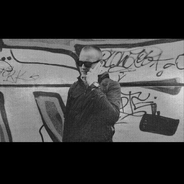  27714273  Yura, 29 ,    