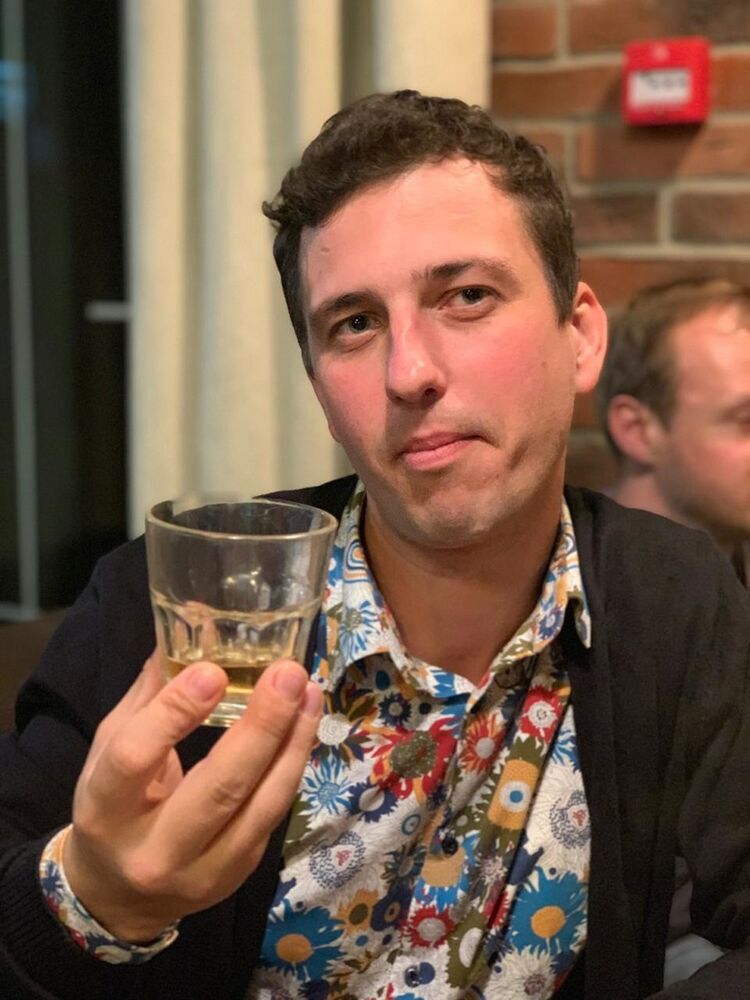  ,   Alex, 41 ,   ,   , c 