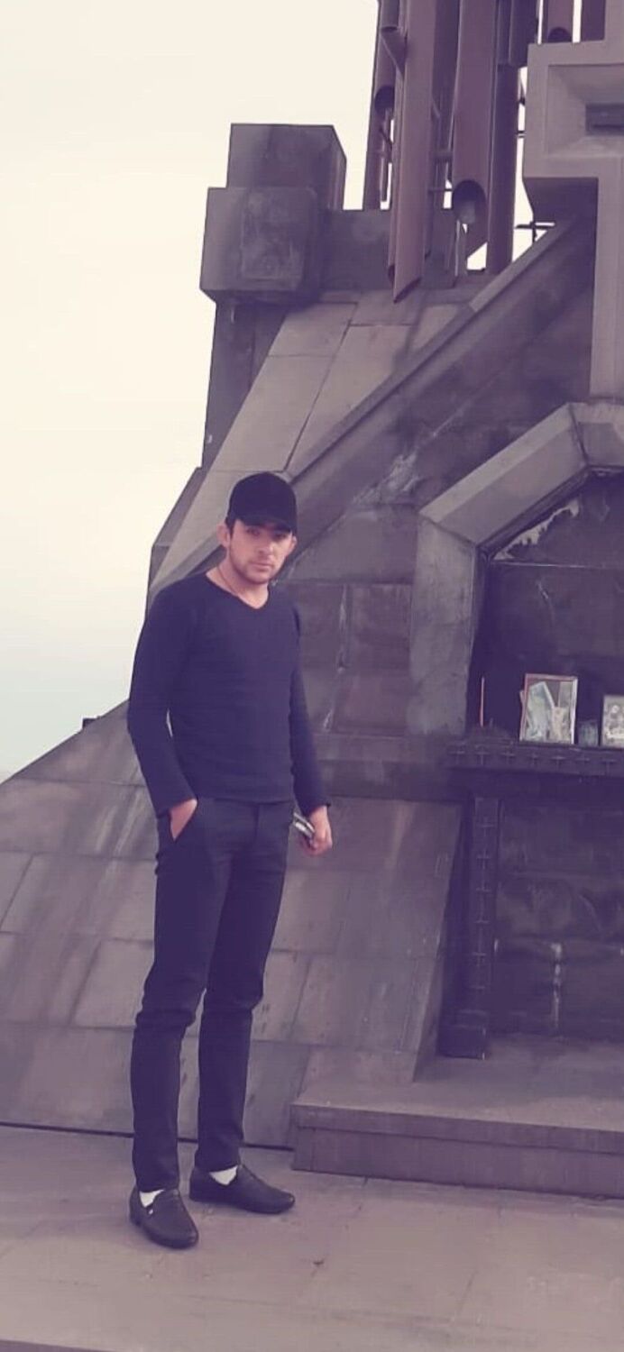  ,   Kolya, 25 ,   ,   