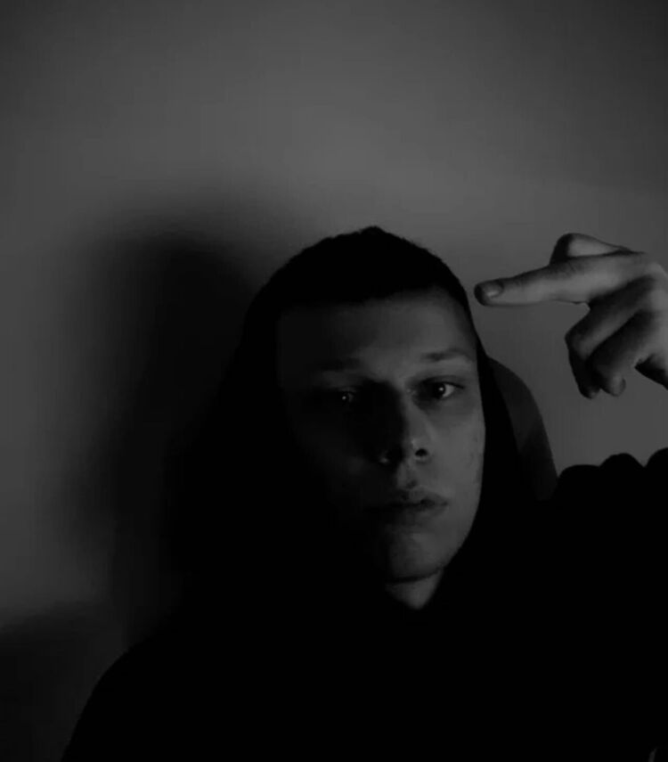  32857933  Dinar, 30 ,    