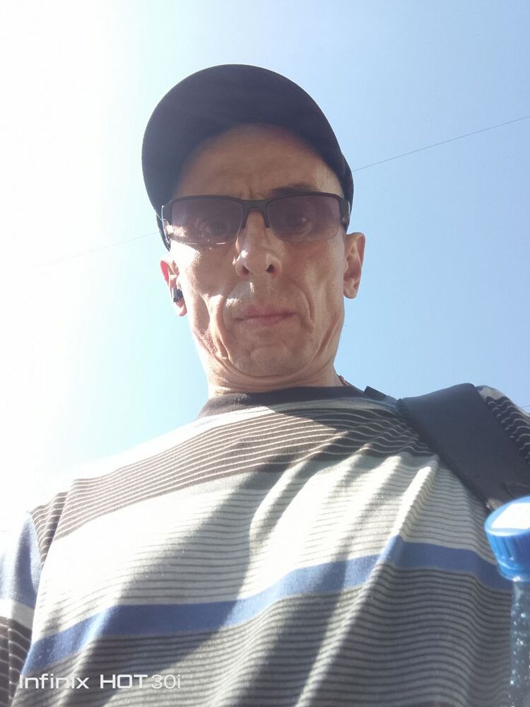  ,   Mloy, 49 ,   ,   