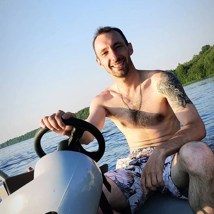 ���� 24730483 ������� ����, 32 ����, ���� ���������� � �����-����������