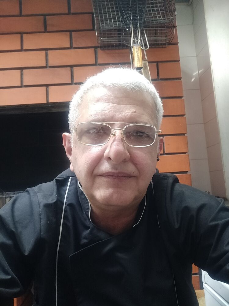  50500003  Farid, 62 ,    