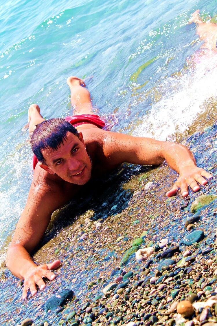  ,   Alex, 37 ,   ,   , c , 
