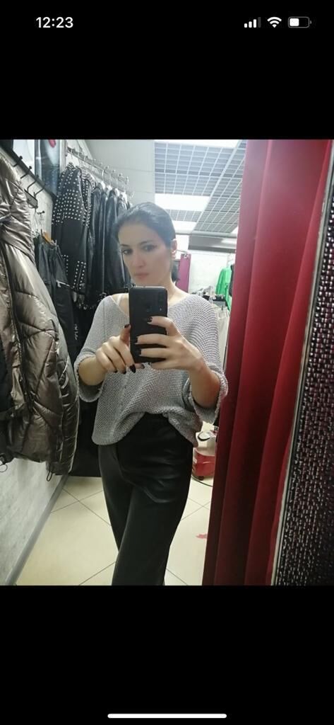  43154623  Lana, 37 ,    