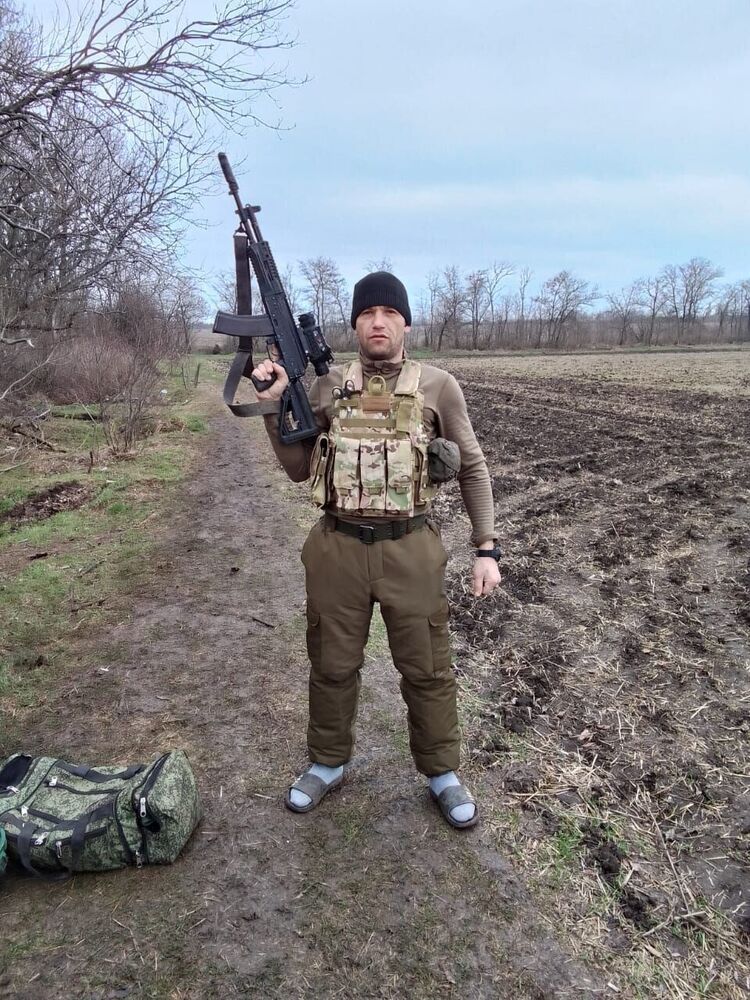  40678063  , 39 ,    -