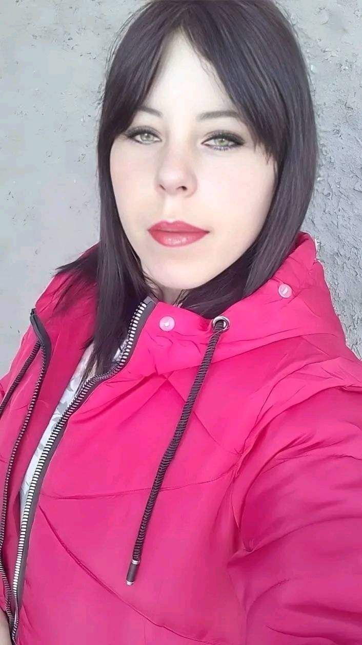  48827943  , 28 ,    