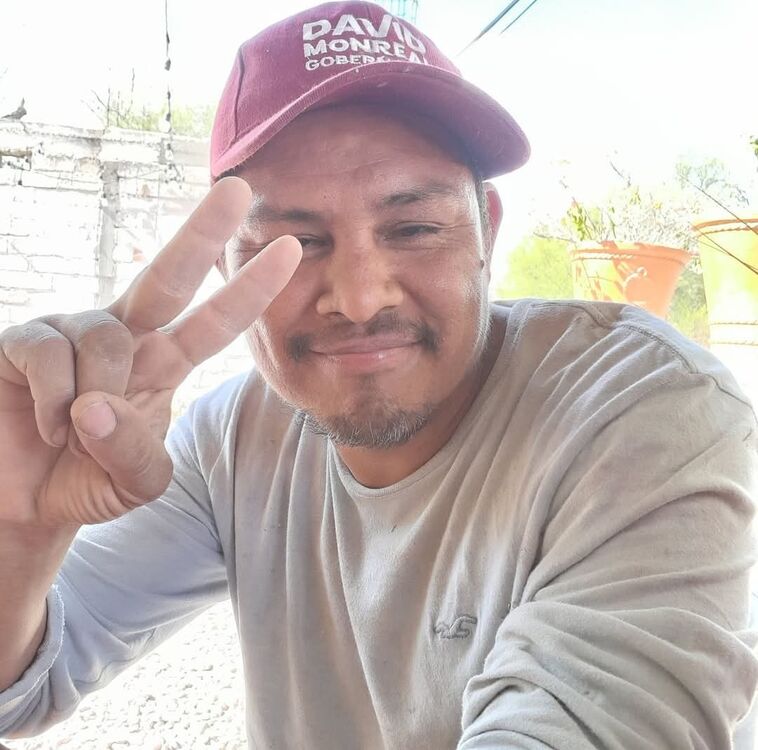  ,   Rene, 39 ,   ,   