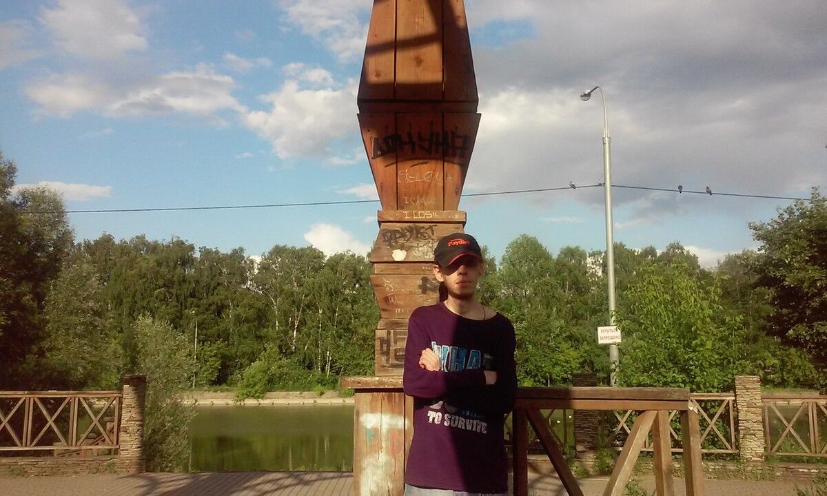  6826423  , 37 ,    