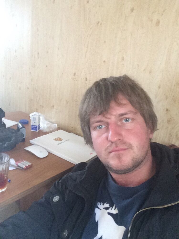 ���� 7524153 ������� ˸��, 37 ���, ���� ���������� � ������������