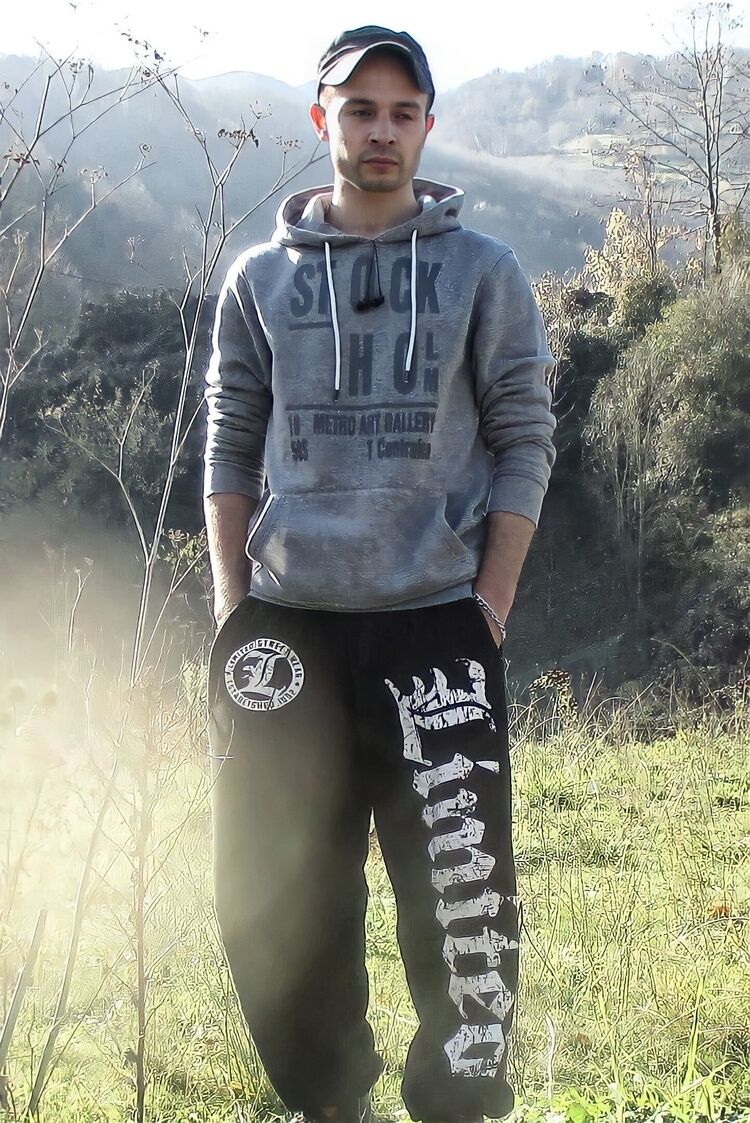  40015353  , 30 ,    