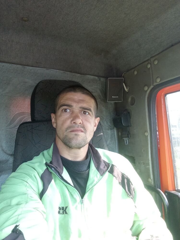  51235473  , 36 ,    