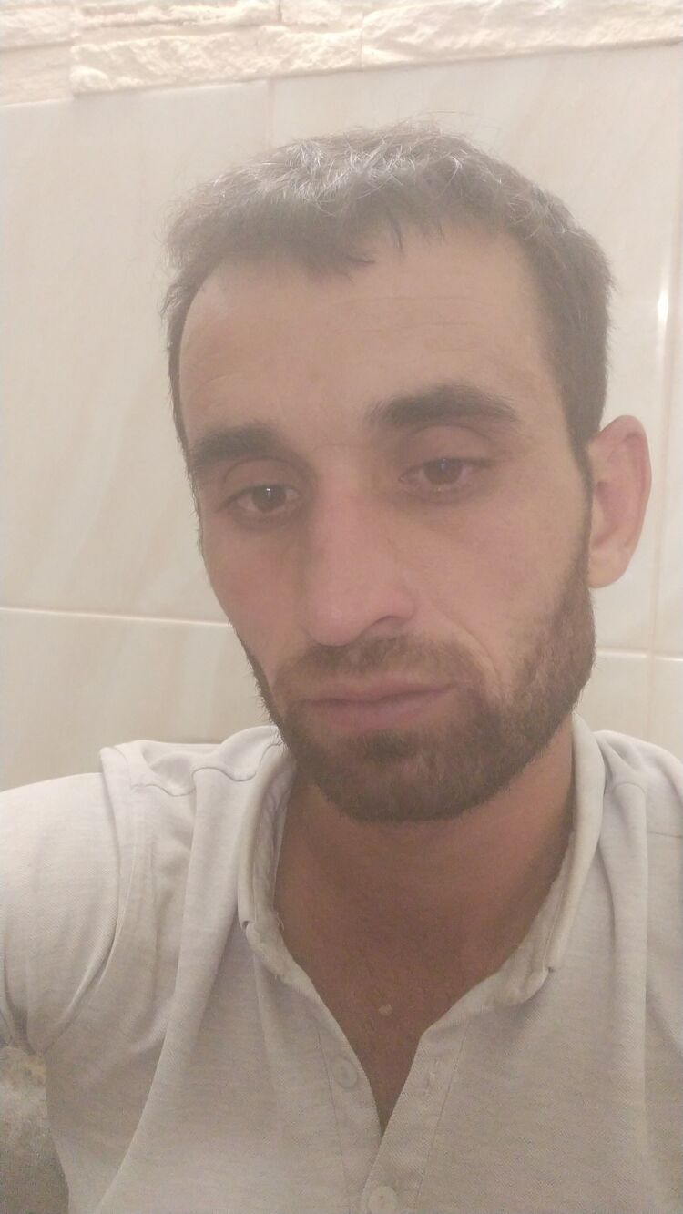  45377803  Artur, 34 ,    