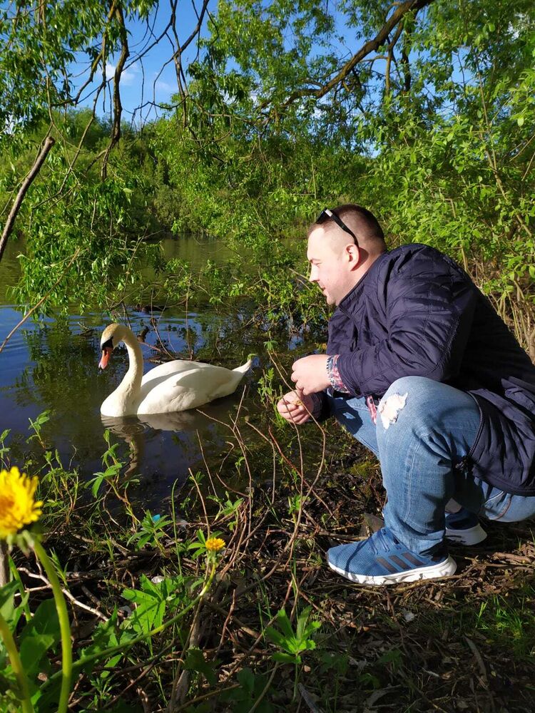  ,   Vladislav, 34 ,   ,   