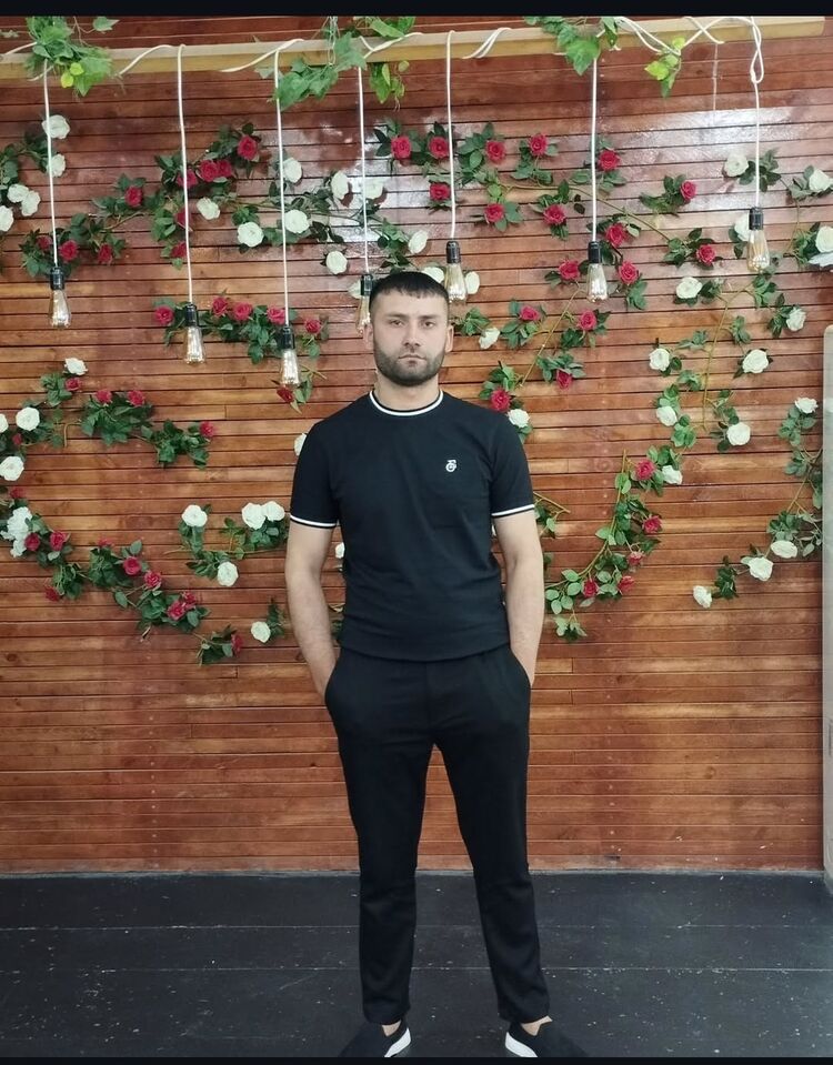  ,   Ilxom, 33 ,   ,   , c 