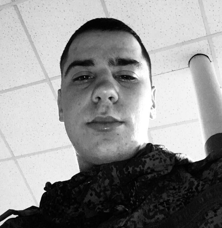  49661603  Nikolai, 21 ,    Deleted