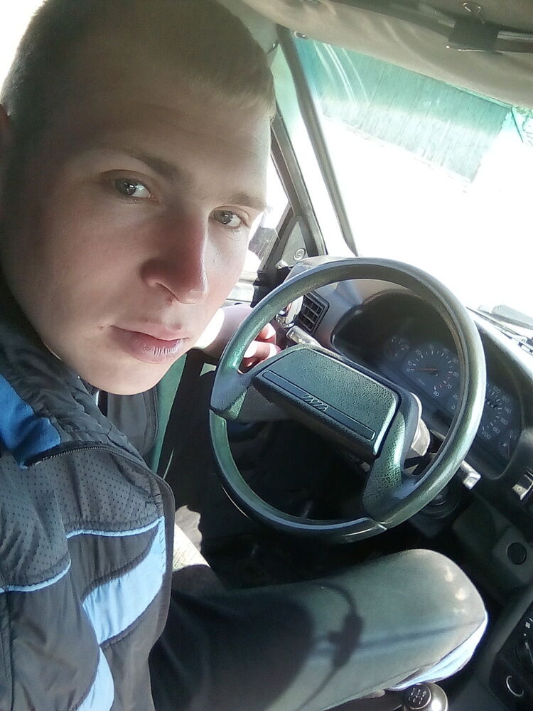  ,   Igor, 27 ,  