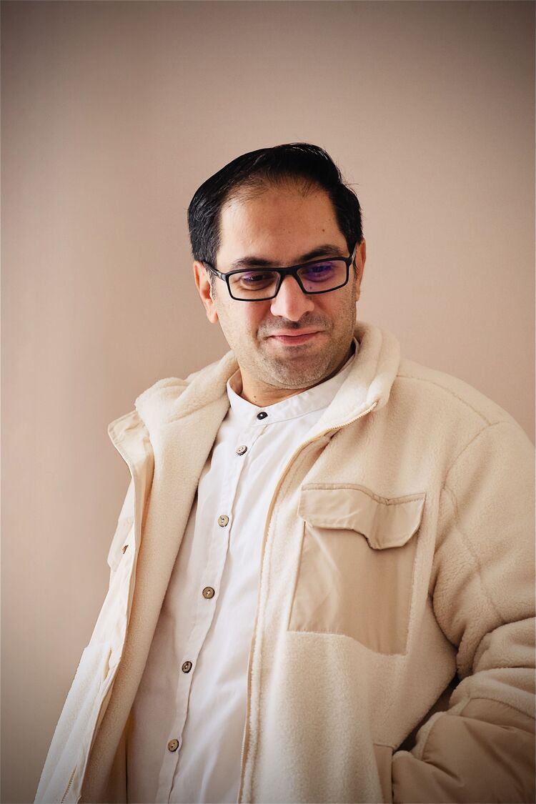  ,   Mahdi, 42 ,   ,   