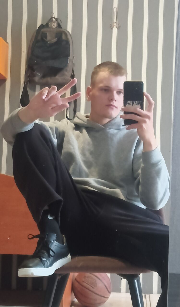  52615903  , 21 ,    -