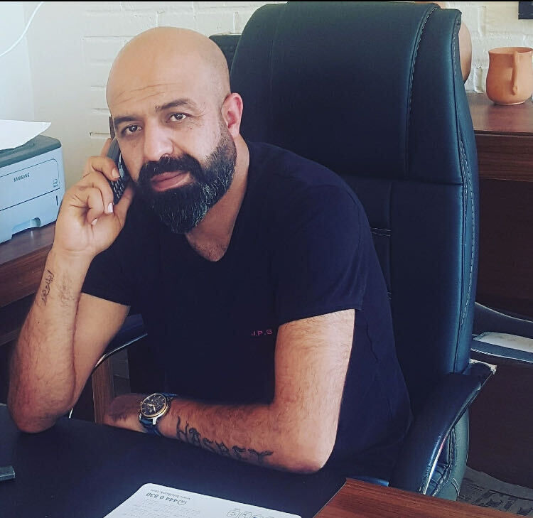  42291083  Demir, 42 ,    