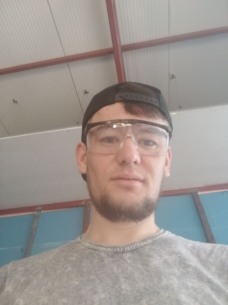  46565223  , 28 ,    