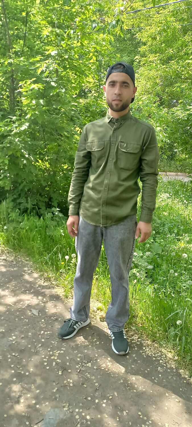 45218653  Farik, 29 ,    