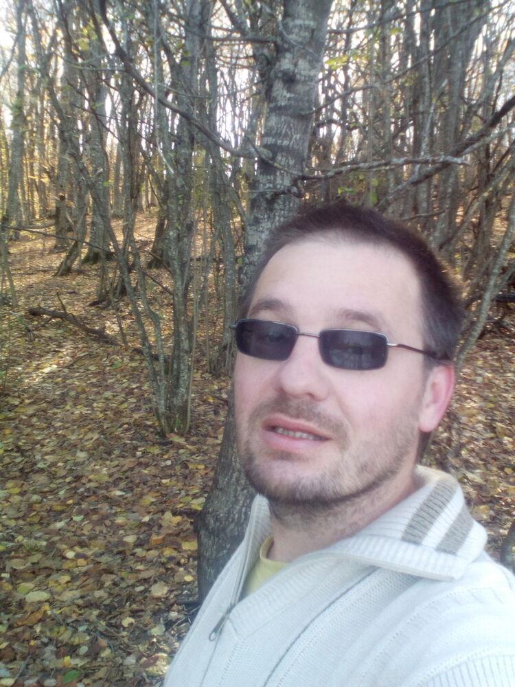  ,   Vadim, 46 ,   