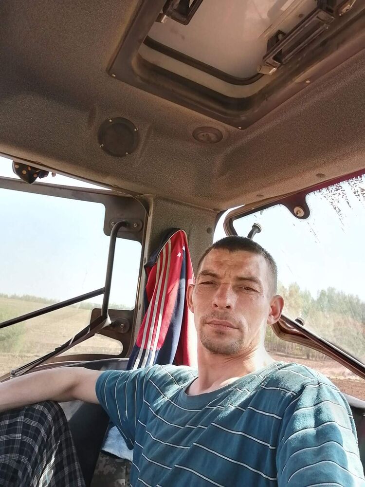 48317523  , 42 ,    
