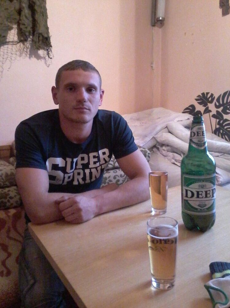  ,   Maxim, 30 ,   ,   , c 