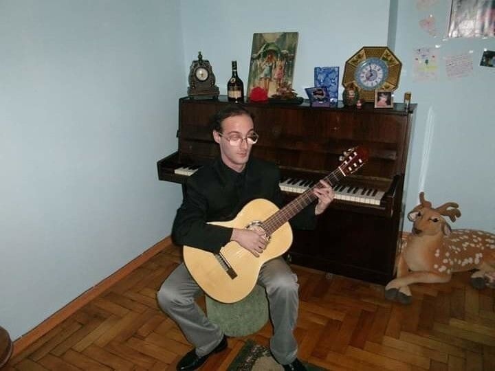  19007793  Caruso, 38 ,    