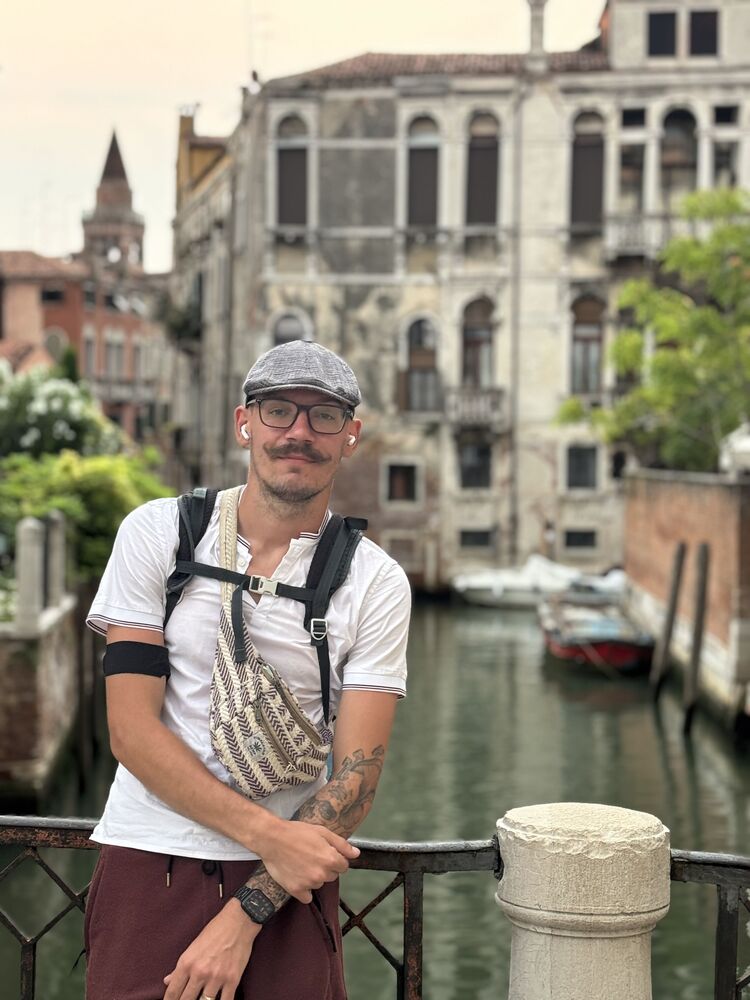 ���� 56247463 ������� ����, 32 ����, ���� ���������� � ������������