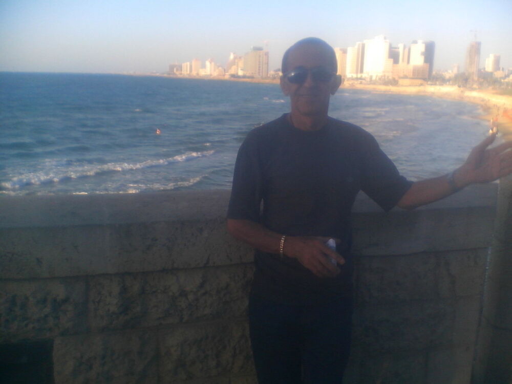  7027463  Arkady, 68 ,    