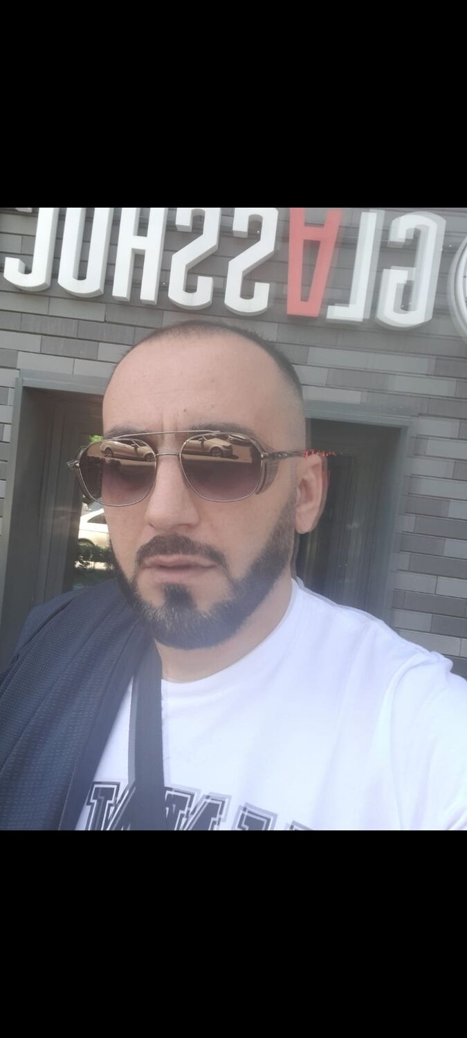  28235363  , 40 ,    