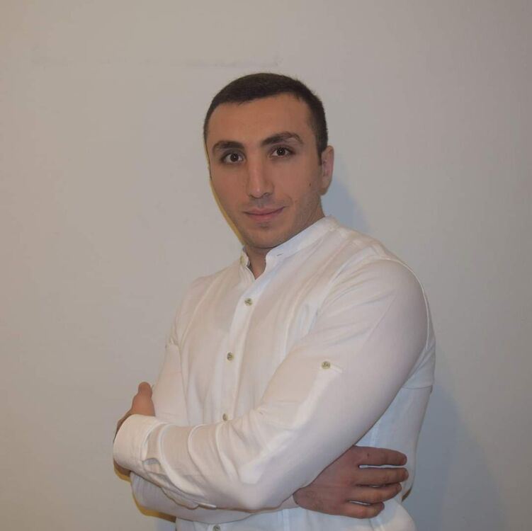  ,   Rafayel, 35 ,   ,   