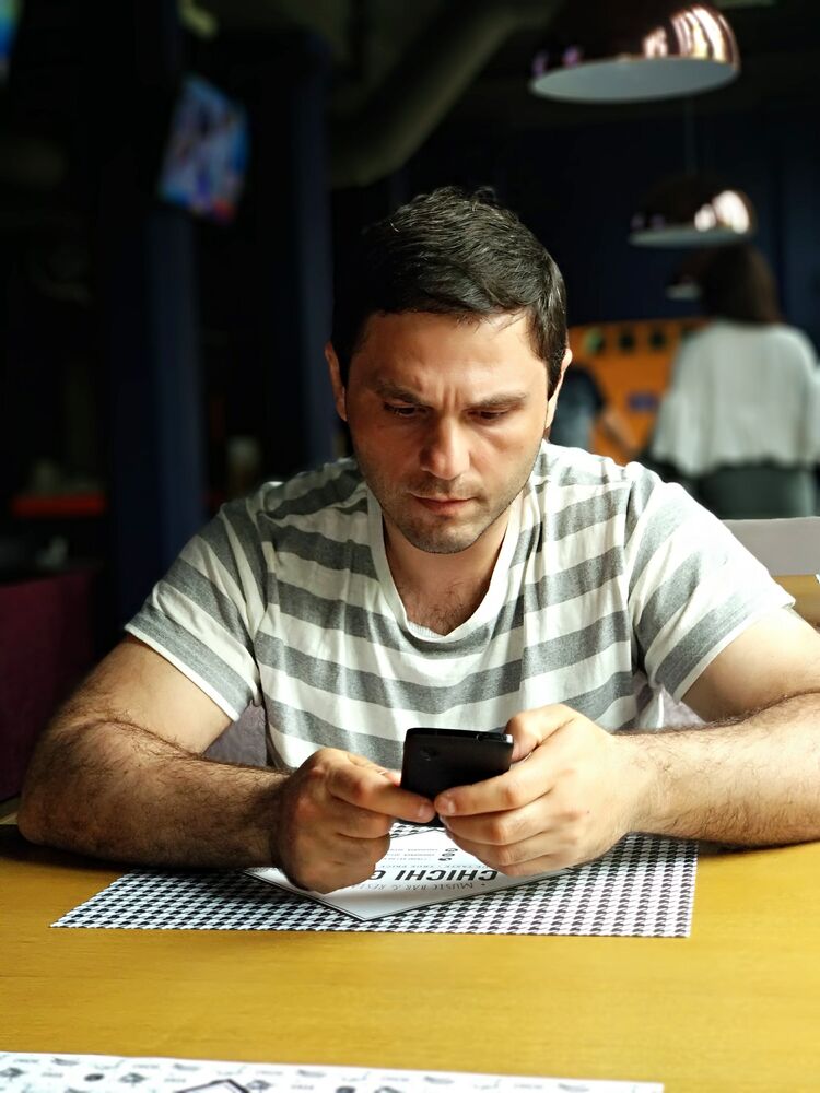  49833633  , 44 ,    