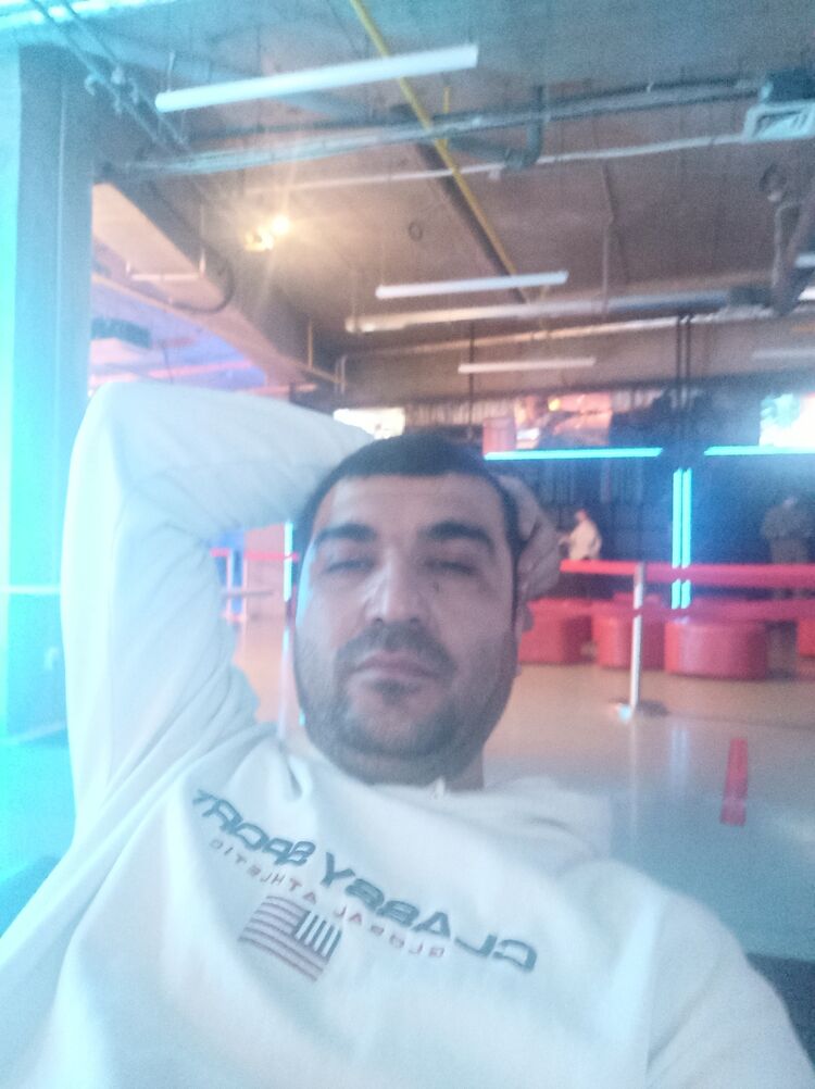 ���� 25183033 ������� ����, 37 ���, ���� ���������� � �����-����������