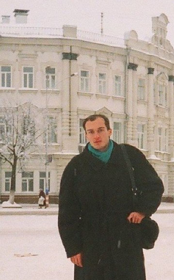  43808023  Vlad, 51 ,    