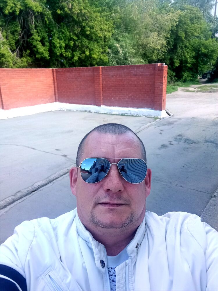  33579643  , 52 ,    