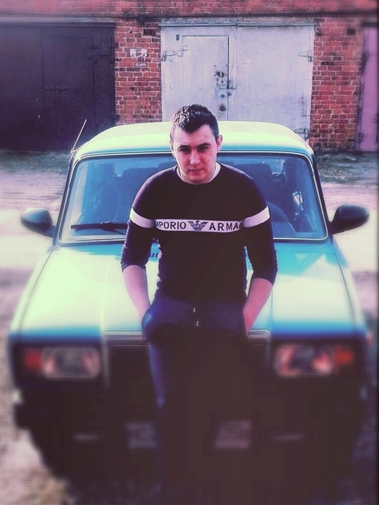  36834113  Ilya, 33 ,    