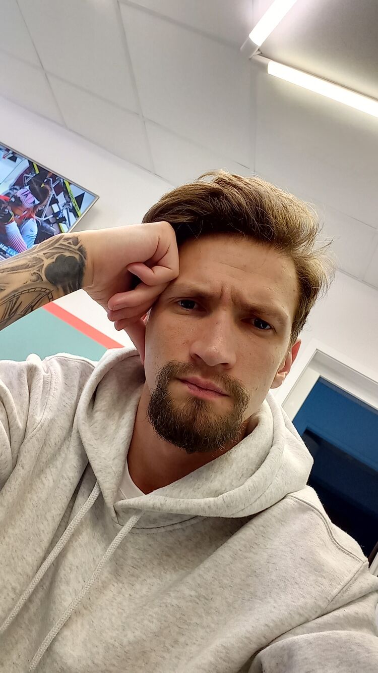 ���� 25918453 ������� �������, 32 ����, ���� ���������� � ������������