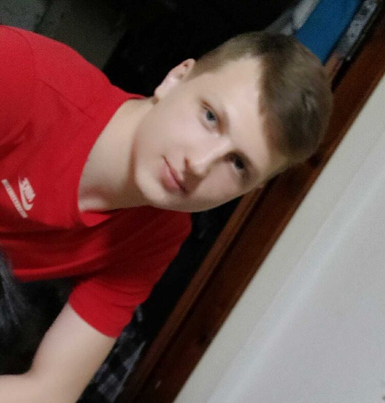  37209683  , 22 ,    